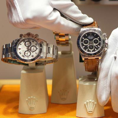 Rolex, Omega und Co. – teure Marken am Handgelenk Rolex, Omega und Co. – teure Marken am Handgelenk
