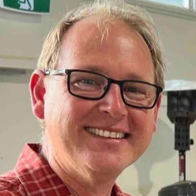 #28: The Message Train with Scott Simcoe