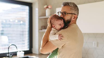 Nou permís de dues setmanes per cuidar infants