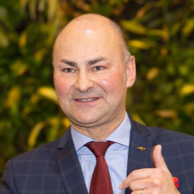 Luxus, Royals und Fußballstars: Einblick in die Welt von Hoteldirektor Florian Wille