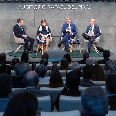 Diálogo entre Rosario Silva de Lapuerta, Daniel Calleja y Javier Cremades