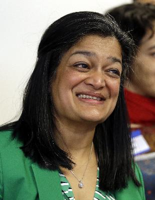 The Democrats are doing more insane things for illegals...are they making it too easy for us to win? Garret talks about it. The Democrats are doing more insane things for illegals...are they making it too easy for us to win? Garret talks about it.