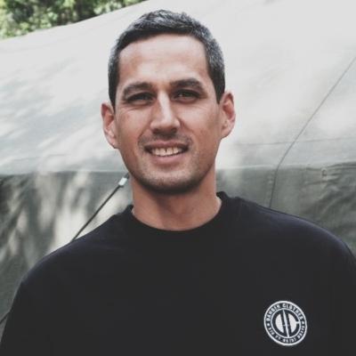 Militaire Courant podcast - John Sohilait van Triangular Group: ik ben nog steeds militair in hart en nieren