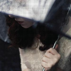 أنشودة تضيق فيني