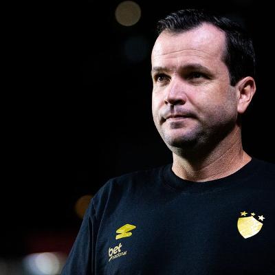 Embolada #375 - Saída de Daniel Paulista e o futuro do Sport Embolada #375 - Saída de Daniel Paulista e o futuro do Sport