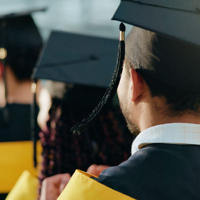 El español urgente con Fundéu RAE - «exalumnos», mejor que «alumni» - 19/09/25 El español urgente con Fundéu RAE - «exalumnos», mejor que «alumni» - 19/09/25