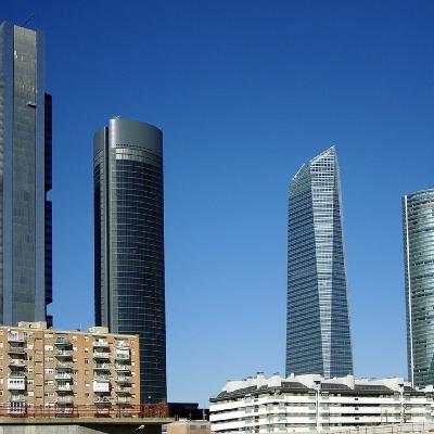 02- La ciudad (The city) 02- La ciudad (The city)