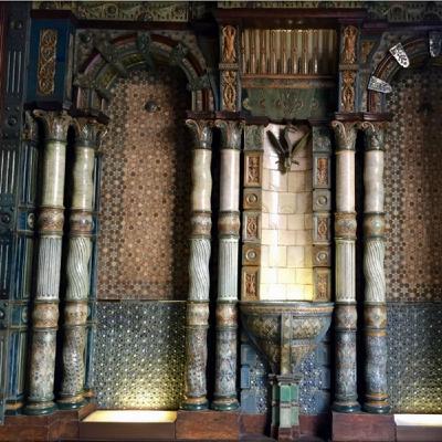 C'erano una volta una taverna, un ristorante e una banca