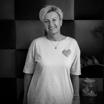 Podcast hmmm...: Podobné a predsa iné. V čom sa líši náhradné rodičovstvo od biologického? Podcast hmmm...: Podobné a predsa iné. V čom sa líši náhradné rodičovstvo od biologického?