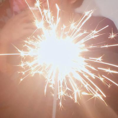 perempuan mungil nya -suara gi