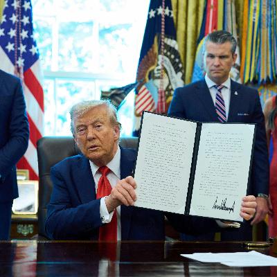 Trump Signs Orders on DC Policing, Cashless Bail