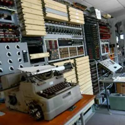 Opera la primera computadora del mundo (1944) Opera la primera computadora del mundo (1944)