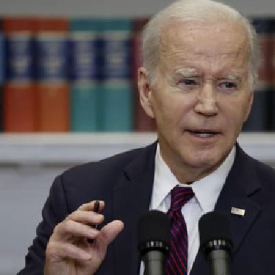 بايدن يتحدث عن اقتراب الاعلان عن مجريات محادثات سقف الدين لتفادي تخلف أمريكا عن سداد ديونها بايدن يتحدث عن اقتراب الاعلان عن مجريات محادثات سقف الدين لتفادي تخلف أمريكا عن سداد ديونها