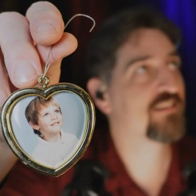 ASMR Christmas Ornaments from My Childhood (Low Voice Ramble) ASMR Christmas Ornaments from My Childhood (Low Voice Ramble)