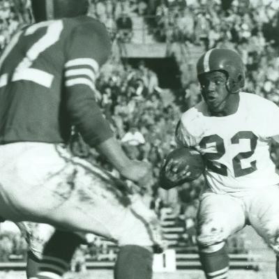 Who Integrated the NFL? [from American History Hotline]