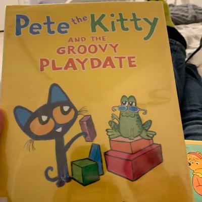Pete the Kitty and the Groovy play date
