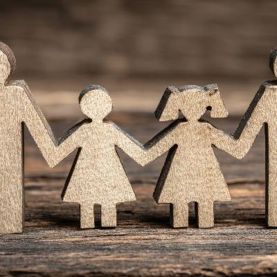 Styles d'Éducation : Comprendre l'impact de nos choix sur le développement émotionnel et le Bien-Être des enfants Styles d'Éducation : Comprendre l'impact de nos choix sur le développement émotionnel et le Bien-Être des enfants