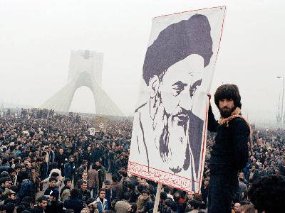 Episode 366: How Iran and the West Became Enemies Episode 366: How Iran and the West Became Enemies