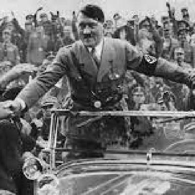 N° 18 Hitler un gran farsante