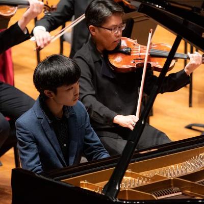 10岁立志成钢琴家 因病休学一年无阻音乐生追梦（18/12/2025）