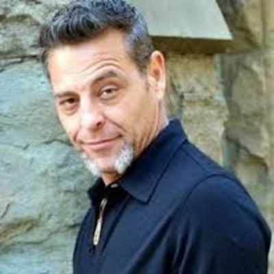 Ep 59 - Dean Aylesworth - The Pros Of The Con Ep 59 - Dean Aylesworth - The Pros Of The Con