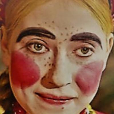 Феминитив — сильная женщина