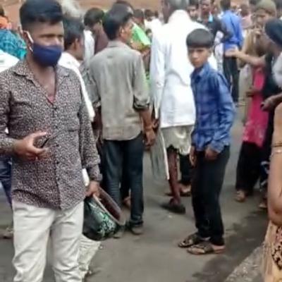 भालता थाना क्षेत्र में सड़क दुर्घटना में 4 साल के बालक की मौत दर्जनों लोग घायल भालता थाना क्षेत्र में सड़क दुर्घटना में 4 साल के बालक की मौत दर्जनों लोग घायल