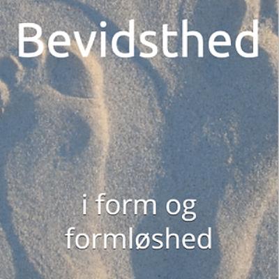 OM FORFATTEREN OM FORFATTEREN