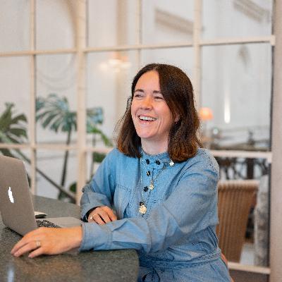 Philippa Wagner: The Hotel as a Community