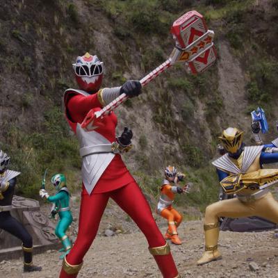 Raffi Reviews "Power Rangers: Cosmic Fury"