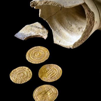 Goldmünzen und 100 Jahre verschollener Brief entdeckt