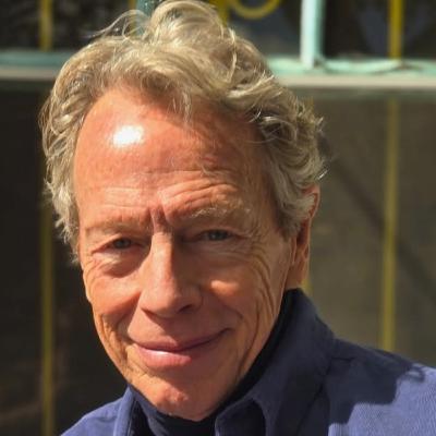 Episode 44: Book Review - A Line in the Sand Part 1