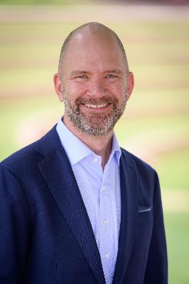 S2 E1: The Messy Business of Family and Why It’s Full of Purpose: Chris Herschend of Herschend Family Entertainment S2 E1: The Messy Business of Family and Why It’s Full of Purpose: Chris Herschend of Herschend Family Entertainment