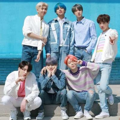 BTS (방탄소년단) - STAY GOLD (new)