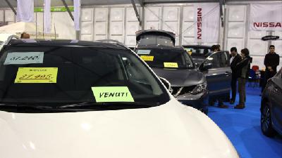 Un parc de vehicles envellit: “Ningú té un cotxe de 15 anys per gust”