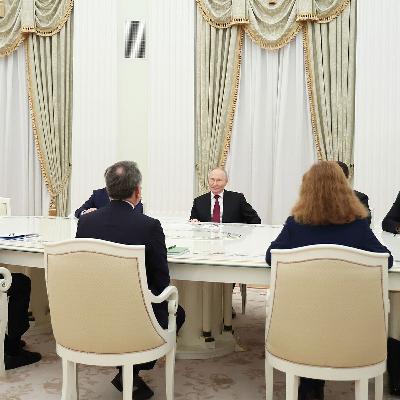 Russia, U.S. discuss Ukraine's NATO accession: presidential aide Russia, U.S. discuss Ukraine's NATO accession: presidential aide