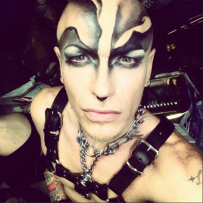 #08 Escort & Sexshow performer Kinky Hopelezz