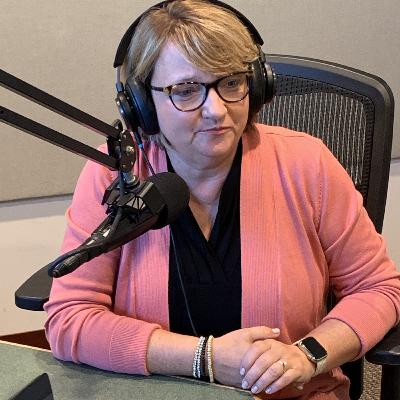 District 186 Superintendent Jennifer Gill