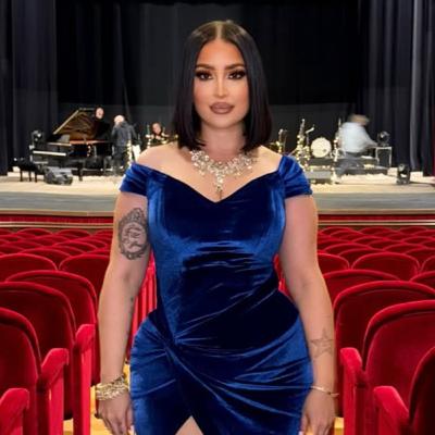 Episode 52 - Nicole Thalìa on singing at the Royal Wedding, R&B Gospel Life, and Breaking Barriers