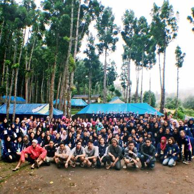 Progresi (Camping Cantik)