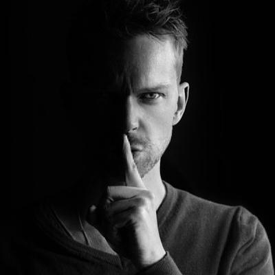El Portavoz Relatos - Javier (crónica de un egoísta empedernido) El Portavoz Relatos - Javier (crónica de un egoísta empedernido)