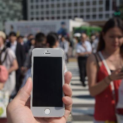 （再）歩きスマホが行列を乱す　当然のようで、実は奥深い研究なんです #467