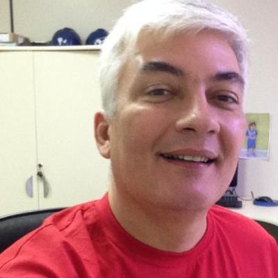 Bate papo descontraído com Adriano Câmara sobre perfumes e muitas outras coisas.