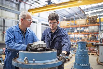 Should we still have unpaid internships or university placements? Should we still have unpaid internships or university placements?