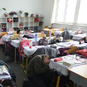 防震知识-学校的常备应急物品