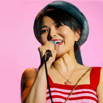 Stand Up Comedy: From Osaka to Chicago
