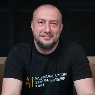 Зміцер Нарышкін: пустэчу нацыянальнай ідэі кожны з нас запаўняе па-свойму Зміцер Нарышкін: пустэчу нацыянальнай ідэі кожны з нас запаўняе па-свойму