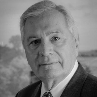 CHARLANDO CON EXPERTOS AVÍCOLAS - Héctor Motta: En avicultura es clave reinventarse y adaptarse