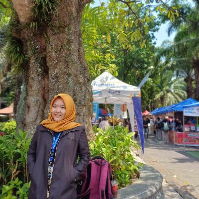 Let's Talk : Hiruk Pikuk Dunia Miliar Distraksi