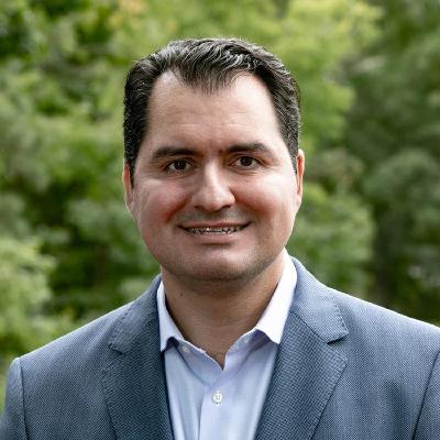 Ali Rahimi: A Cardiologist in Your Pocket Ali Rahimi: A Cardiologist in Your Pocket